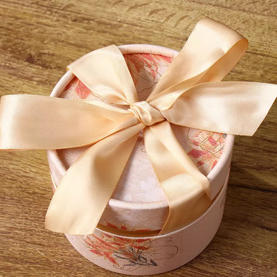 Kundenspezifische elegante Rohr-Kasten mit Band-Geschenk-Verpackungs-Kasten-Hochzeits-Süßigkeits-Verpackungs-Rohr